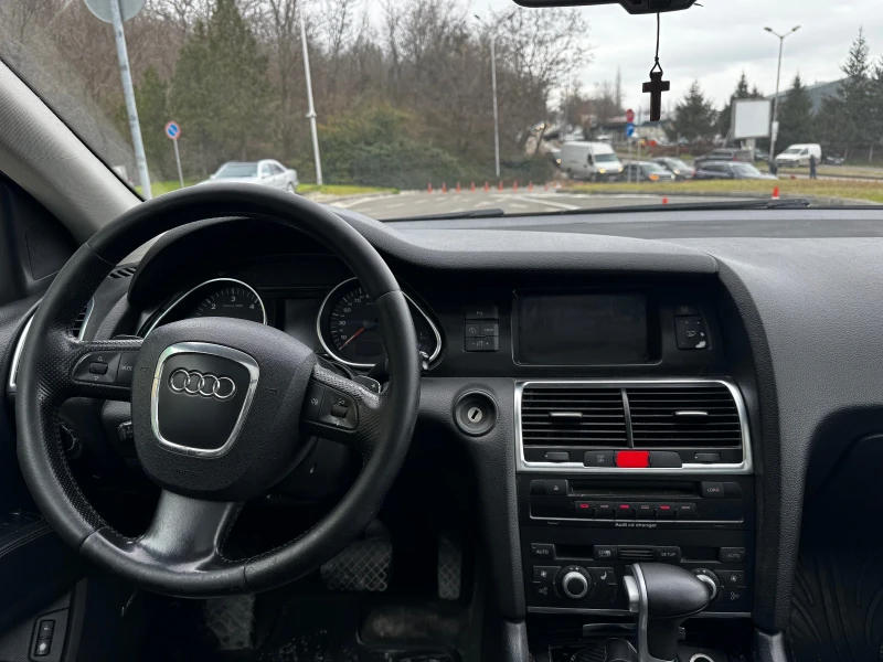 Audi Q7 3.0TDI Quattro, снимка 8 - Автомобили и джипове - 53280517