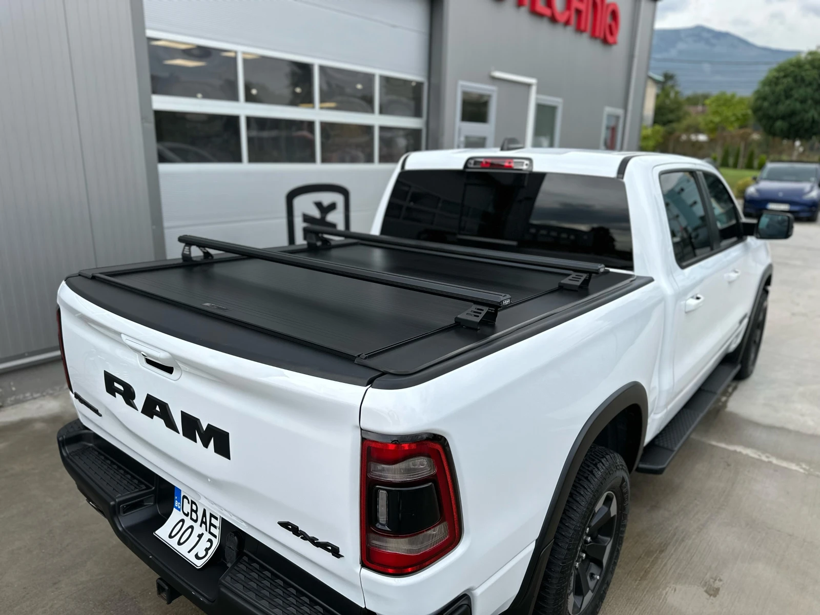 Dodge RAM 1500 REBEL 5.7 HEMI - изображение 7