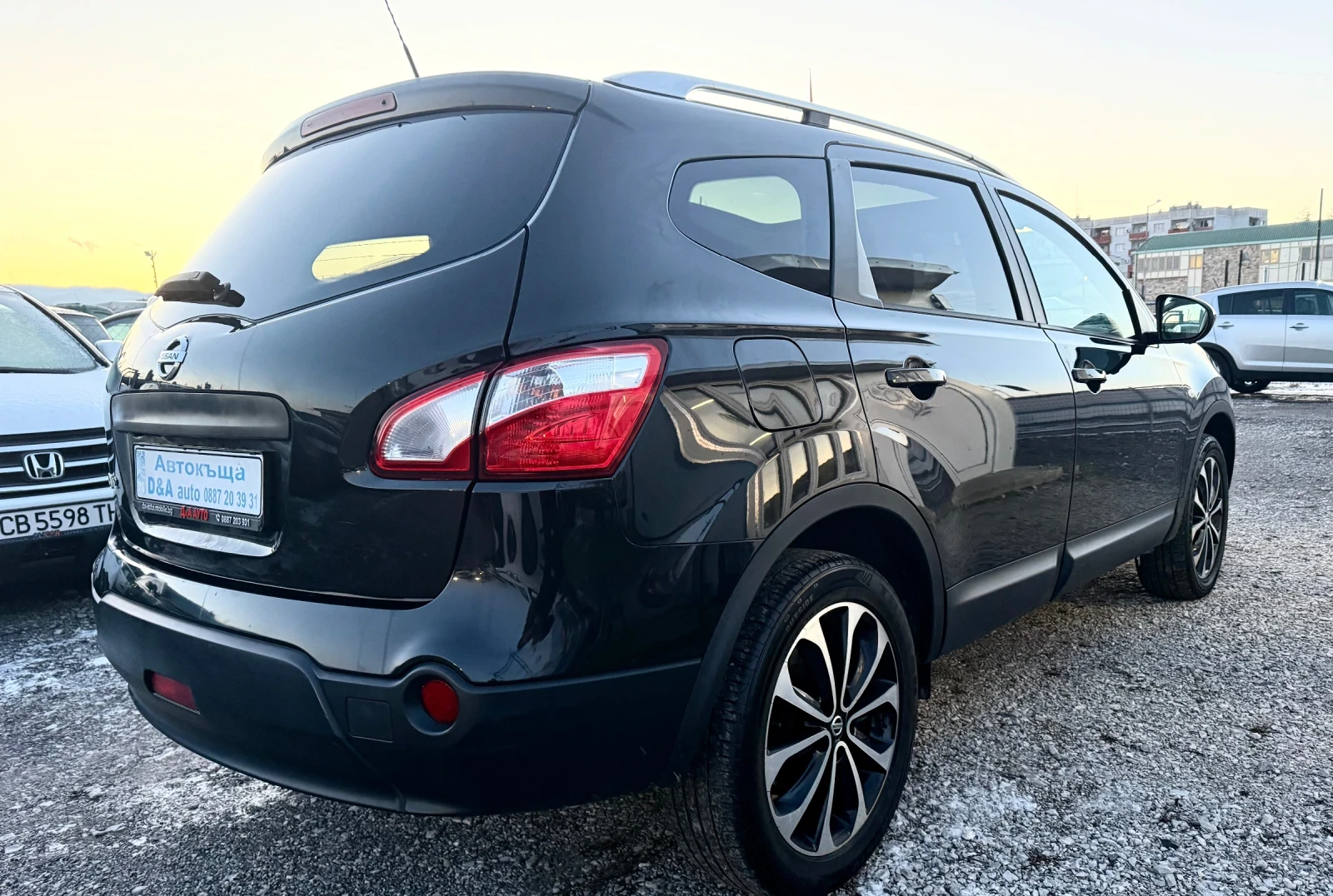 Nissan Qashqai 2.0i 4х4 7места Швейцария - изображение 8