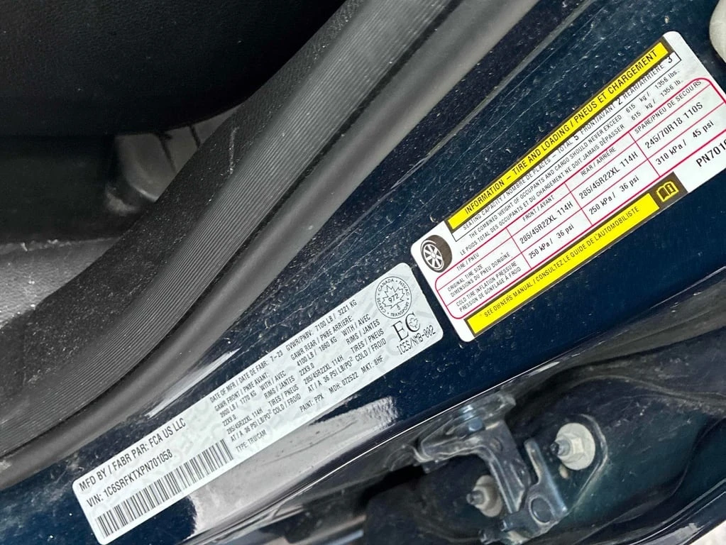 Dodge RAM 1500 * Limited Longhorn * CARFAX * БЕЗ ПЪРВОНАЧАЛНА ВНО - изображение 10