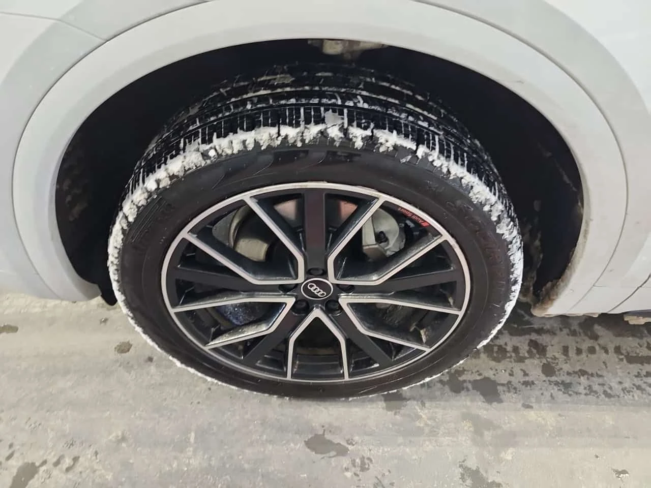 Audi Q5 * TECHNICK* 360 КАМЕРА* 2 КЛЮЧА* ПОДГРЕВИ* ОБДУХВА, снимка 6 - Автомобили и джипове - 53831485