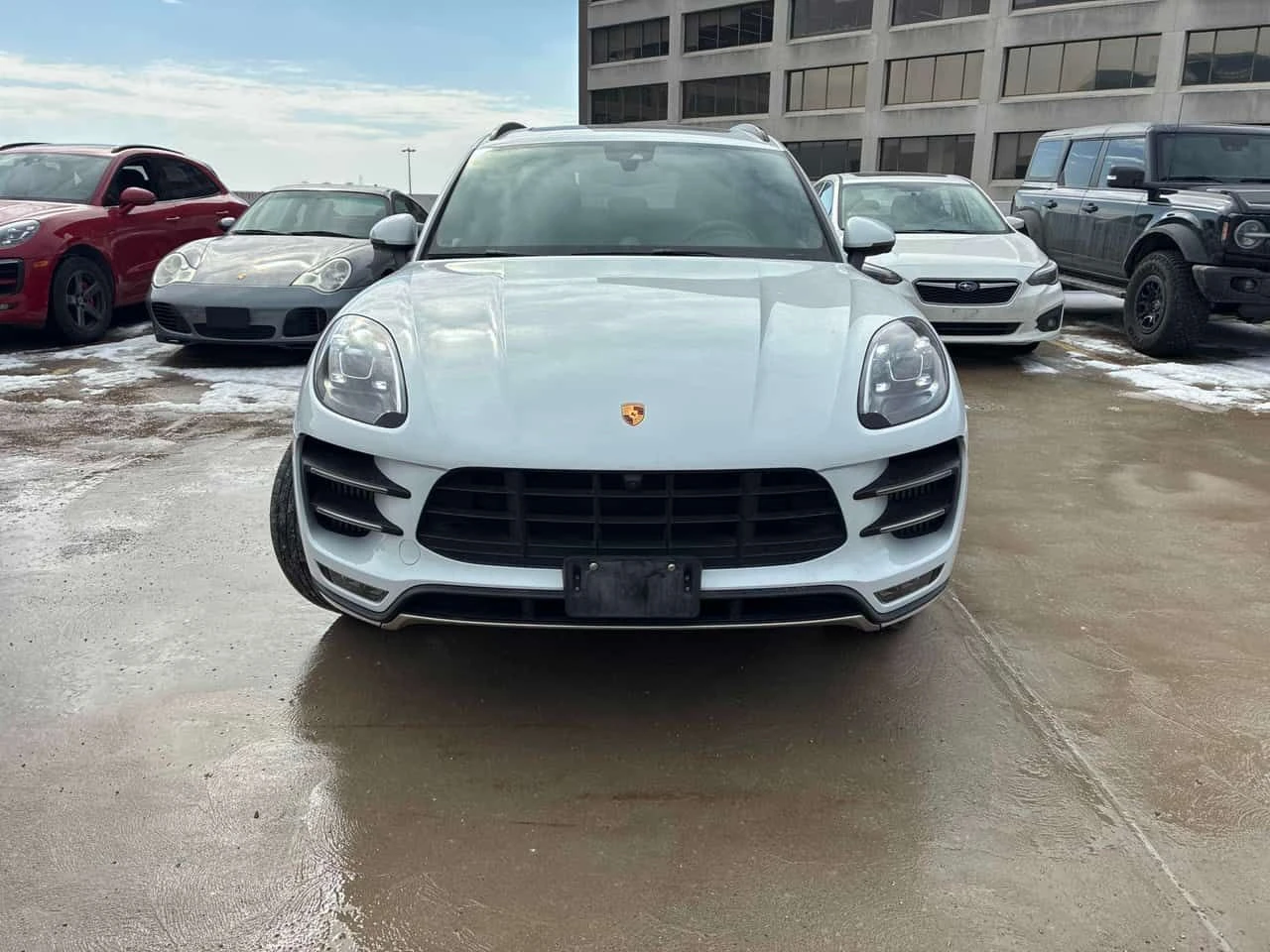 Porsche Macan Turbo  CARFAX, снимка 6 - Автомобили и джипове - 53915087