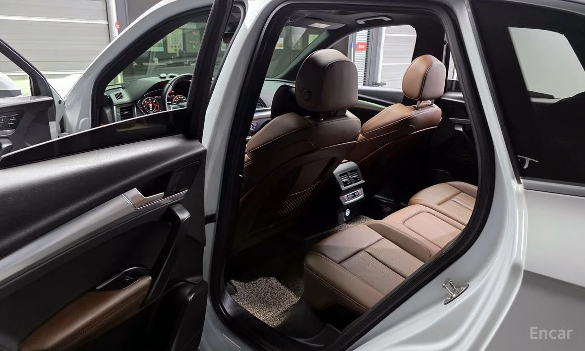 Audi Q5, снимка 11 - Автомобили и джипове - 53971682