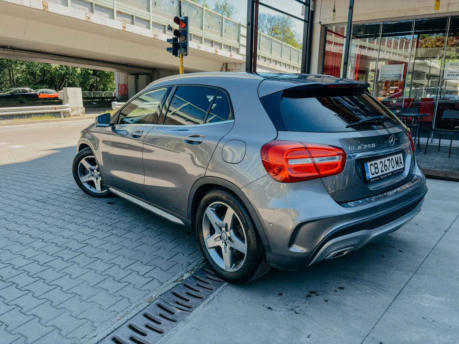 Mercedes-Benz GLA 250 AMG, снимка 4 - Автомобили и джипове - 54554461