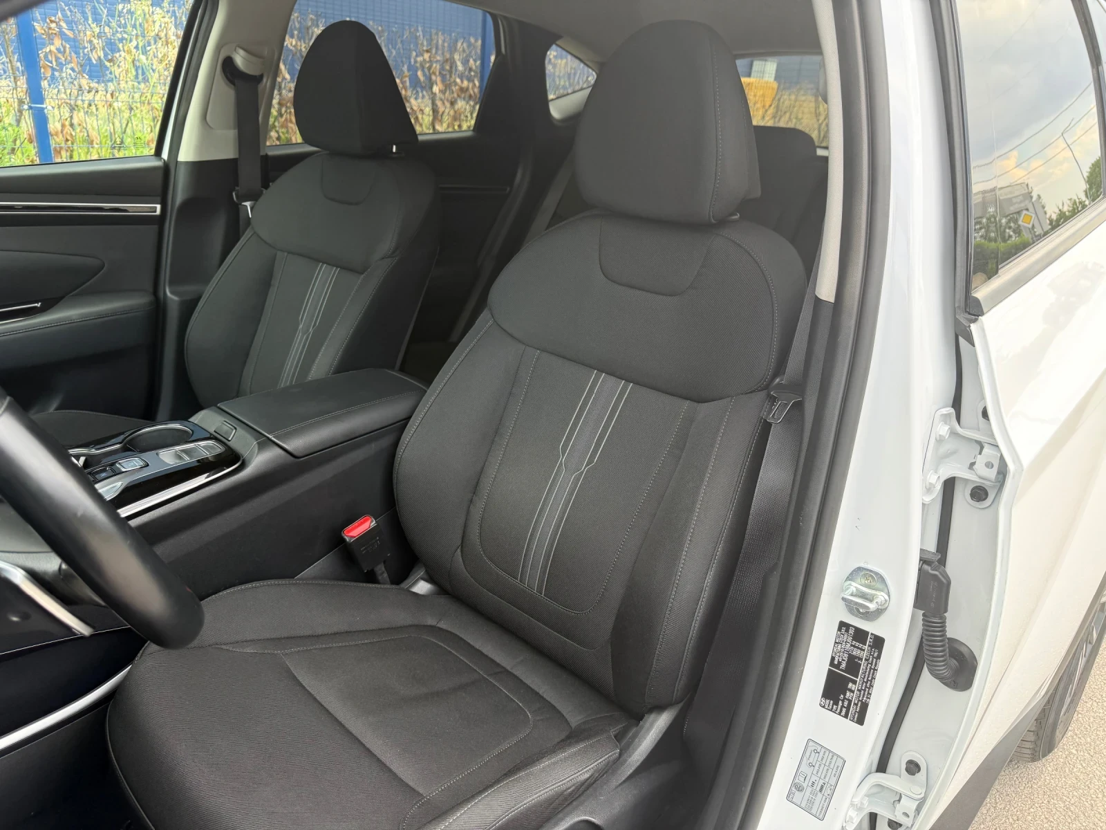 Hyundai Tucson 1.6HEV HYBRID 230кс / XLine / 125 000км / ИСТОРИЯ, снимка 7 - Автомобили и джипове - 55075889