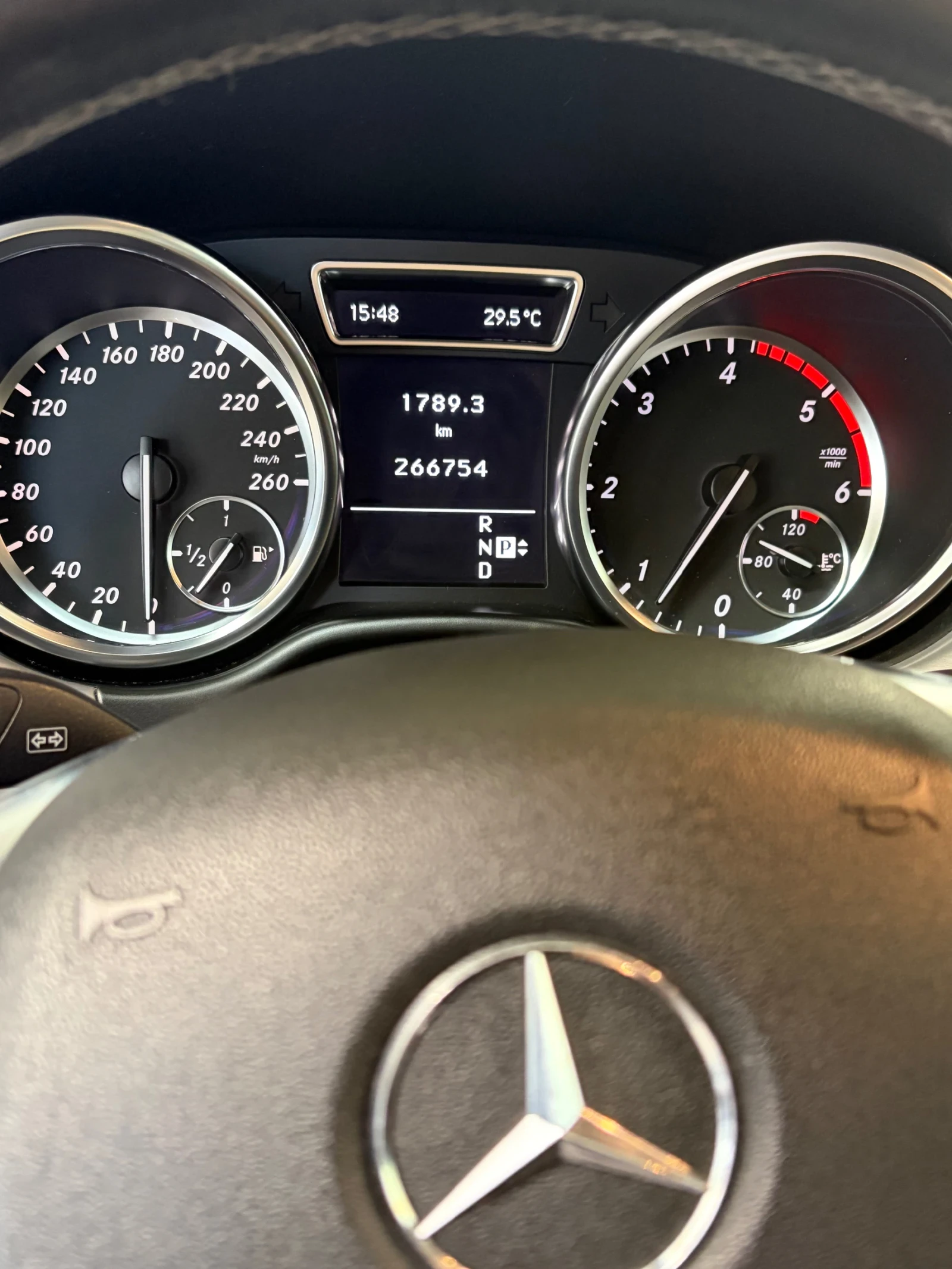 Mercedes-Benz ML 350 22 ЦОЛА/Реални км, снимка 9 - Автомобили и джипове - 55840699