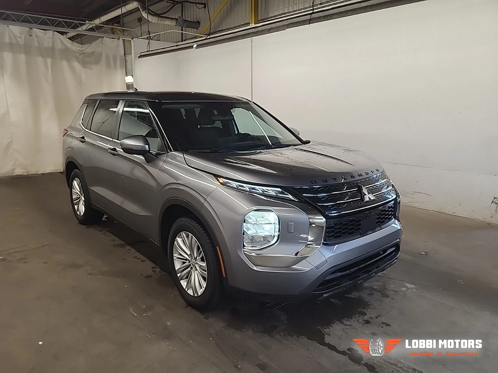 Mitsubishi Outlander, снимка 2 - Автомобили и джипове - 55928561