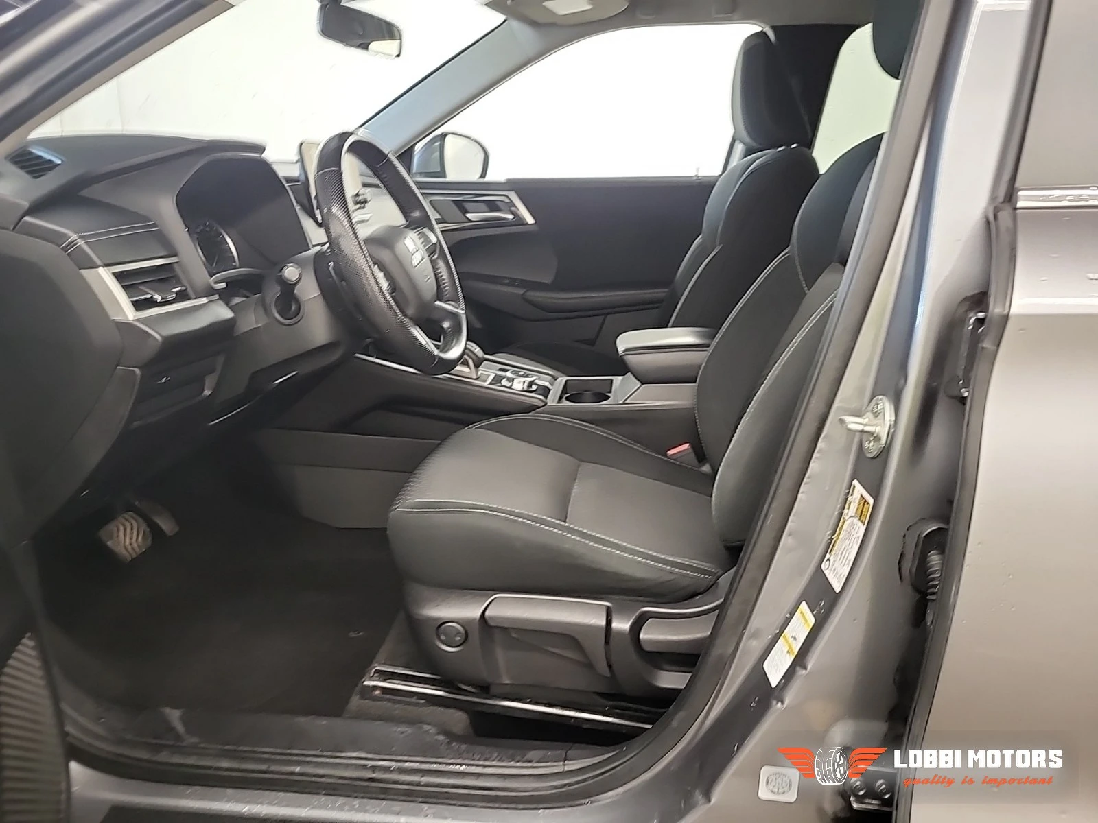 Mitsubishi Outlander, снимка 5 - Автомобили и джипове - 55928561
