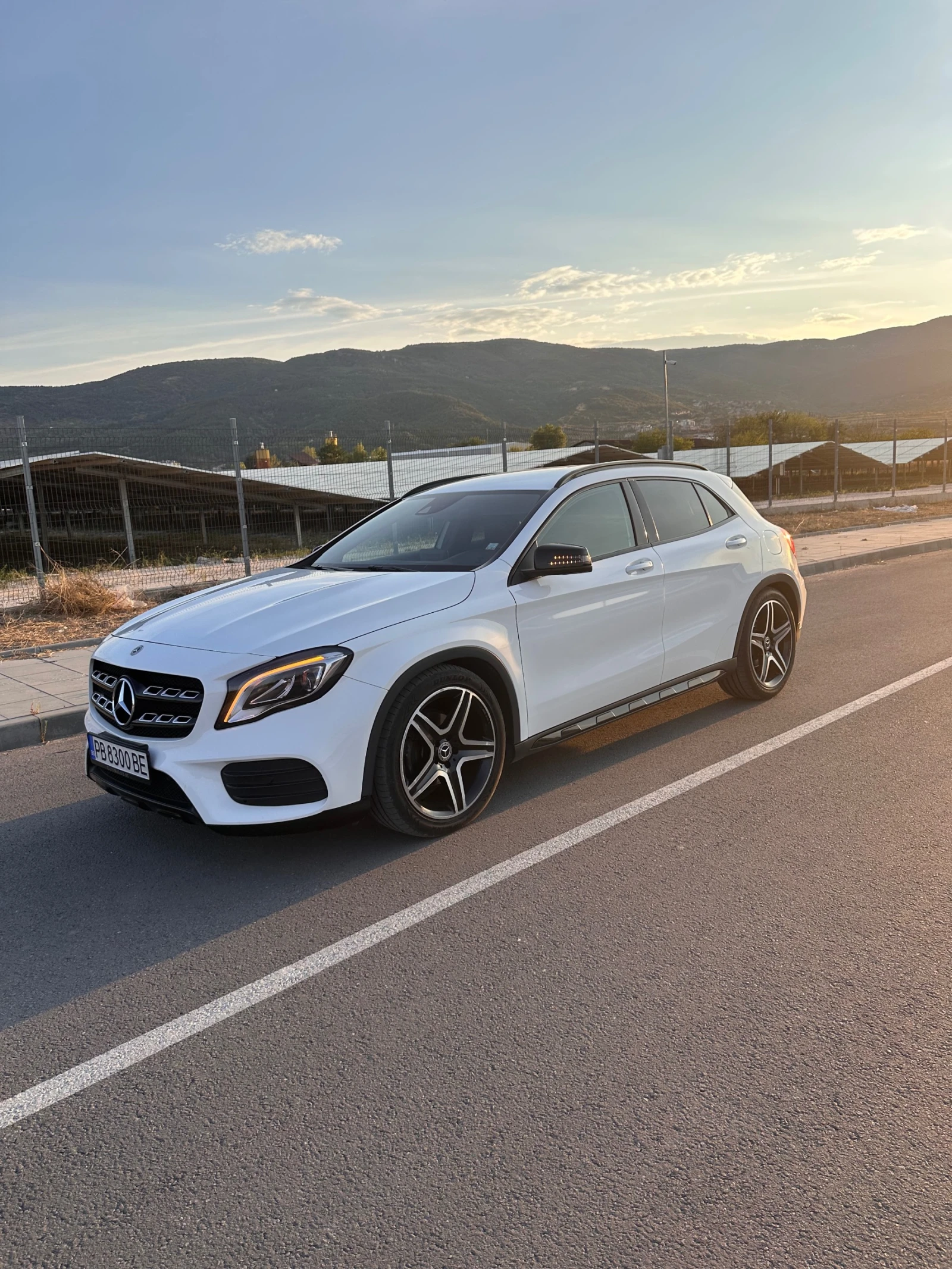 Mercedes-Benz GLA 200, снимка 3 - Автомобили и джипове - 56143220