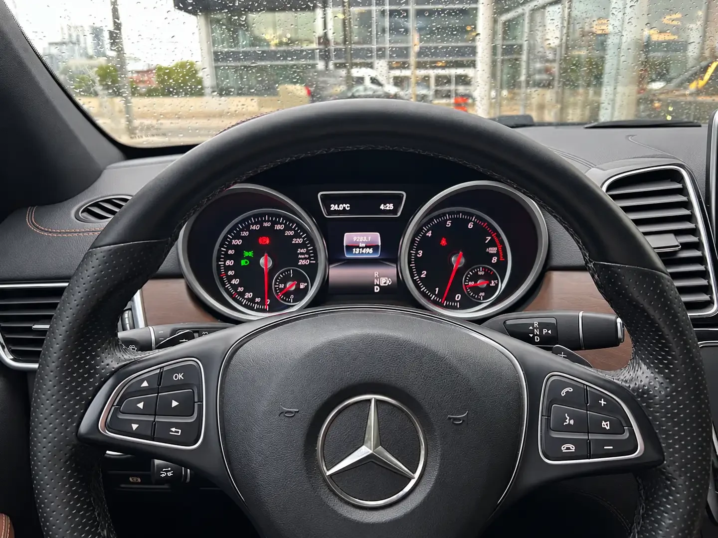 Mercedes-Benz GLE 400 4MATIC AMG * КРАЙНА ЦЕНА* 63S PKG, снимка 8 - Автомобили и джипове - 56328798