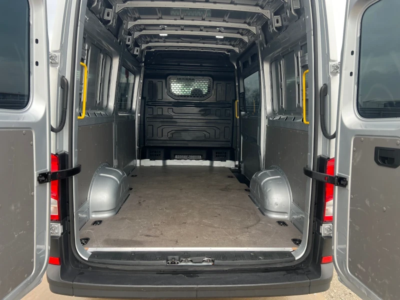 VW Crafter 2.0tdi-Klima-Navi, снимка 8 - Бусове и автобуси - 52563404