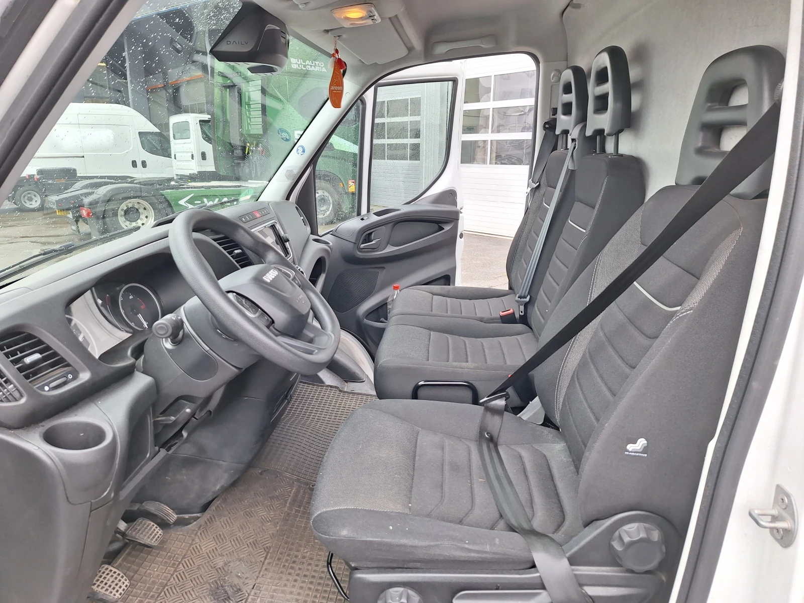 Iveco Daily 35S16 - изображение 8