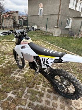 Husqvarna FE Лед Фар, FMF 4.1 titanium/carbon, снимка 6