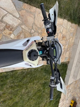 Husqvarna FE Лед Фар, FMF 4.1 titanium/carbon, снимка 4