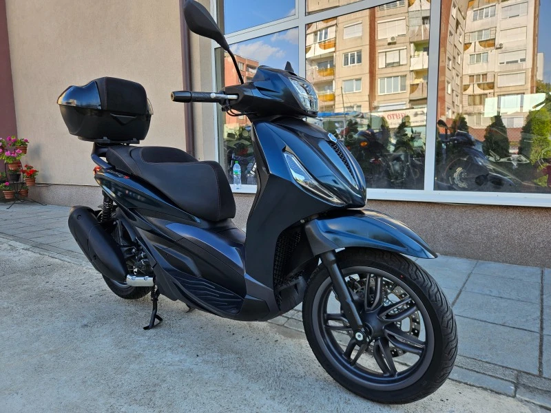 Piaggio Beverly 300ie, HPE, ABS-ASR, 2021г., снимка 1 - Мотоциклети и мототехника - 46588667