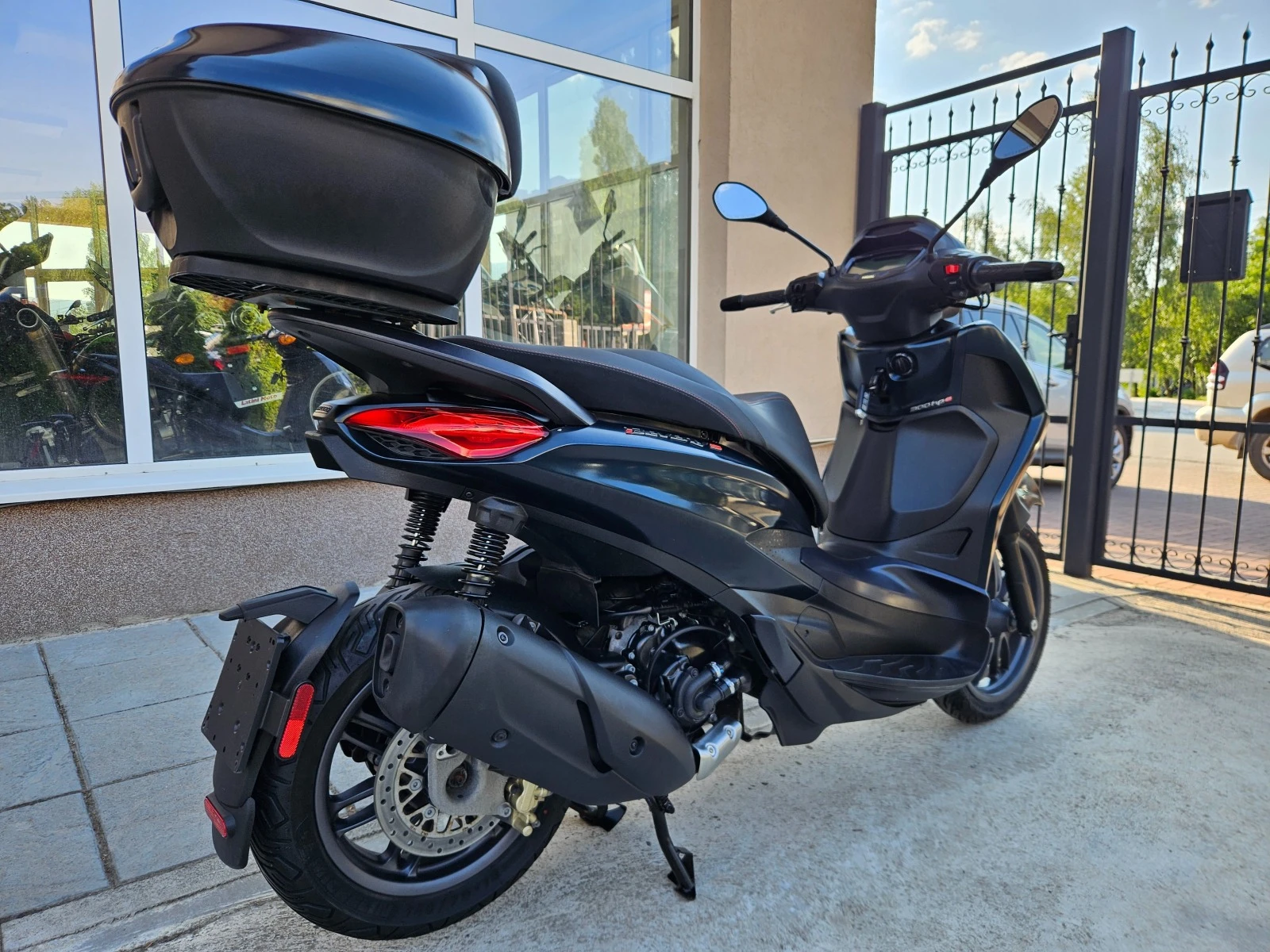 Piaggio Beverly 300ie, HPE, ABS-ASR, 2021г. - изображение 3