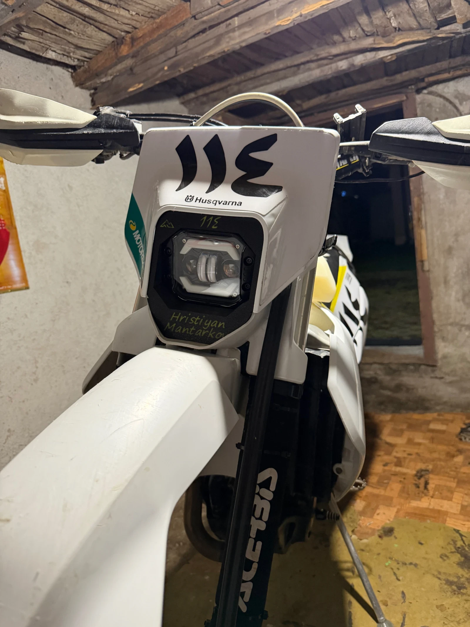 Husqvarna FE Лед Фар, FMF 4.1 titanium/carbon РЕГИСТРИРАН - изображение 10