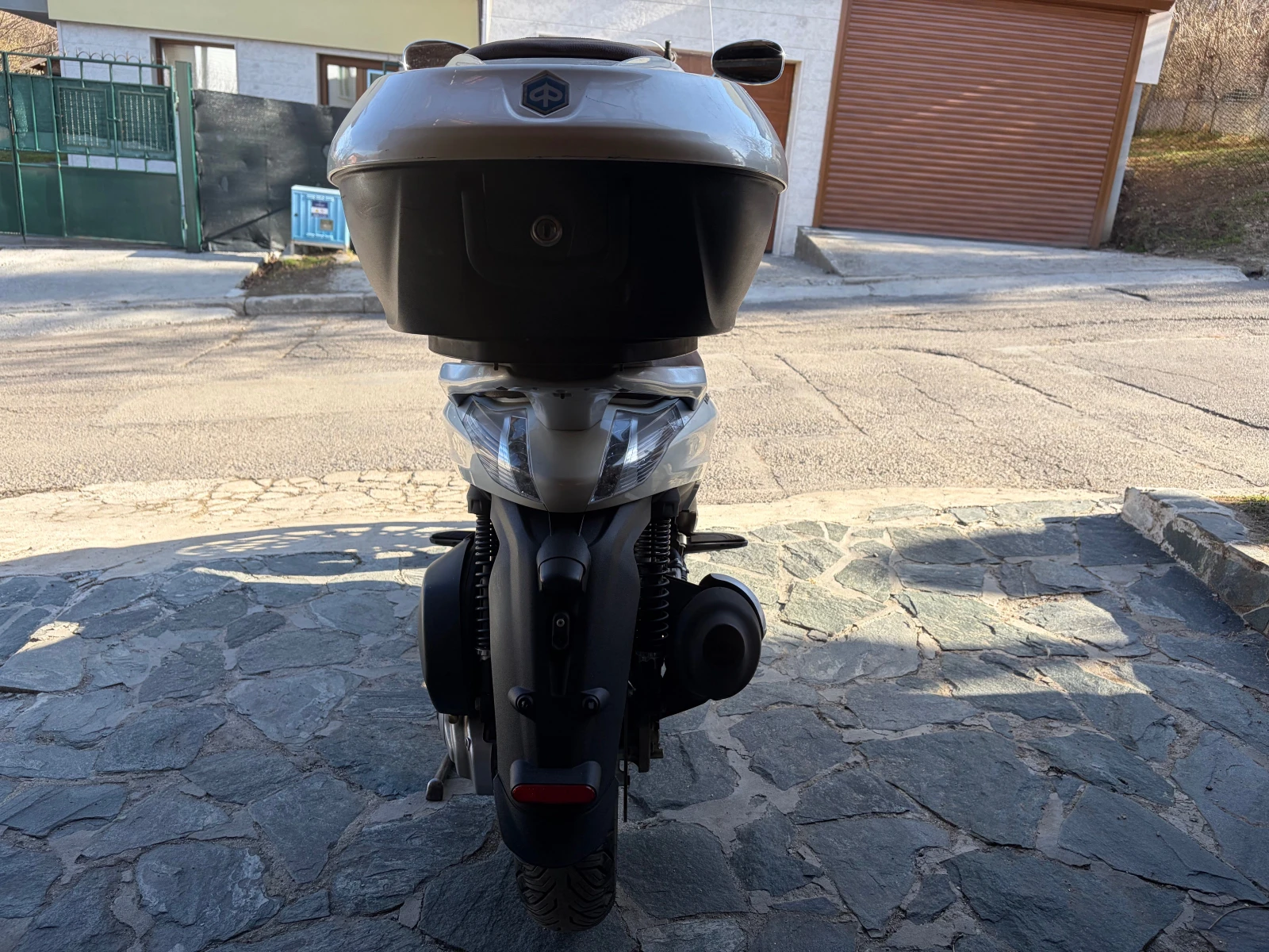 Piaggio Beverly 300i, снимка 10 - Мотоциклети и мототехника - 53776068