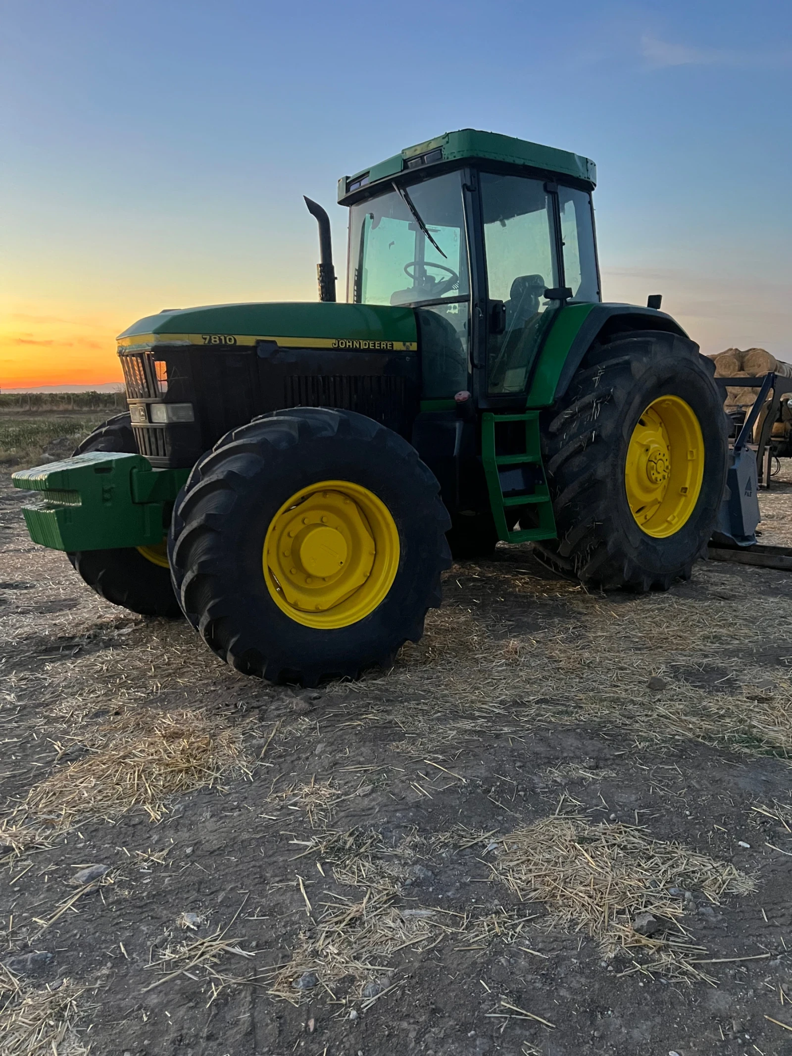 Трактор John Deere 7810, снимка 8 - Селскостопанска техника - 55954887