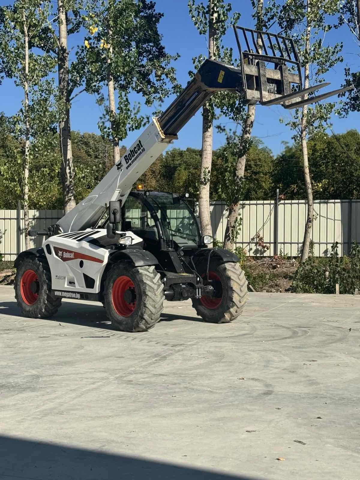 Телескопични товарачи Bobcat TL35.70 | Auto.bg — изображение 1