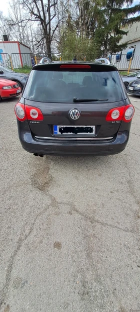 VW Passat 2.0 TDI 16V HIGHLINЕ , снимка 8