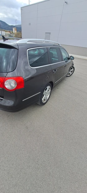 VW Passat 2.0 TDI 16V HIGHLINЕ , снимка 5