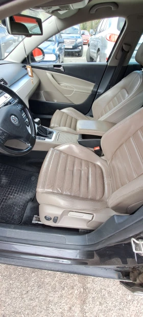 VW Passat 2.0 TDI 16V HIGHLINЕ , снимка 14