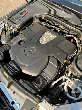 Mercedes-Benz E 400 4 MATIC, снимка 11