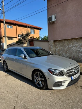 Mercedes-Benz E 400 4 MATIC, снимка 2