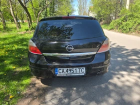 Opel Astra Фейслифт, снимка 5