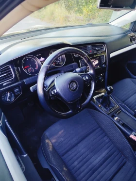 VW Golf 1.6TDI 4Motion / Park Assist /Подгрев, снимка 6