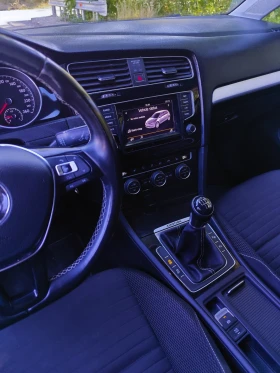 VW Golf 1.6TDI 4Motion / Park Assist /Подгрев, снимка 7