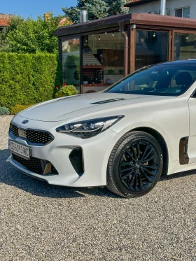 Kia Stinger 2.2 GT-LINE* 4x4* 360CAM* HEAD UP* , снимка 3