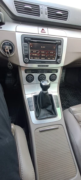 VW Passat 2.0 TDI 16V HIGHLINЕ  - 4100 € / 8018.90 лв. - 35081104 16