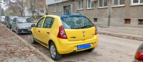 Dacia Sandero  - изображение 1