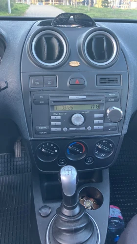 Ford Fiesta 1.6 tdci - 1800 € / 3520.49 лв. - 93669013 6