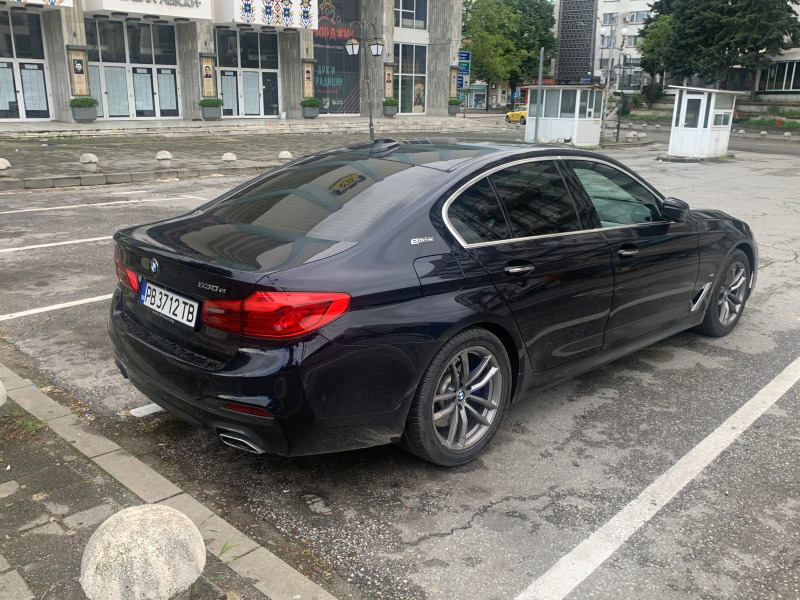 BMW 530E M///I Performance, снимка 13 - Автомобили и джипове - 45216388
