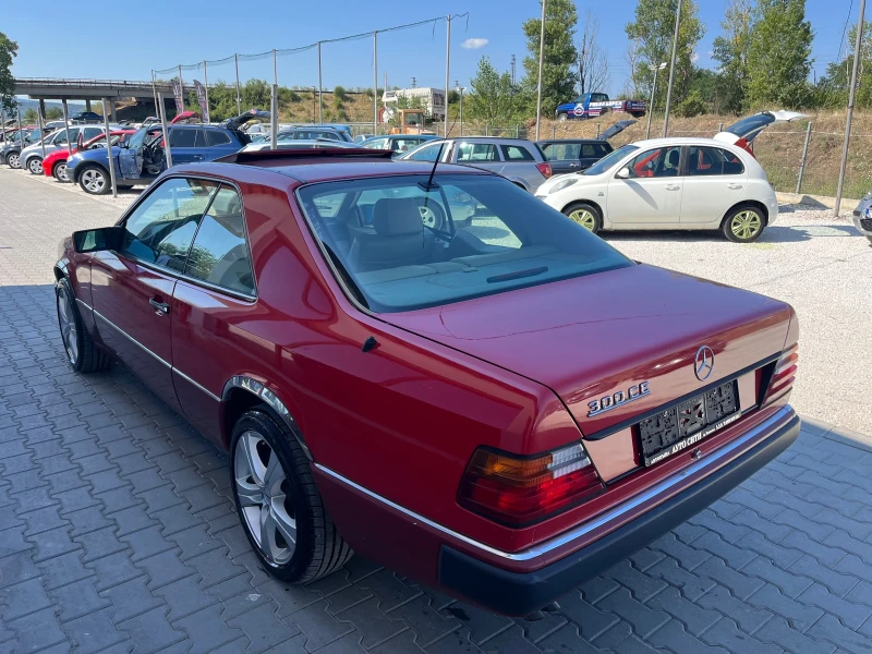 Mercedes-Benz 124 3.0* 300CE* Автоматик* Климатик* Топ* Като нов* , снимка 11 - Автомобили и джипове - 47000807