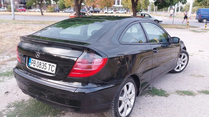 Mercedes-Benz C 180 2.0 Клима ^^ Топ ^^, снимка 12 - Автомобили и джипове - 47234318