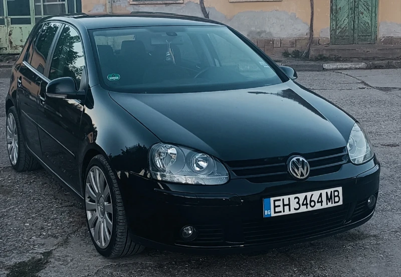 VW Golf, снимка 1 - Автомобили и джипове - 47431541