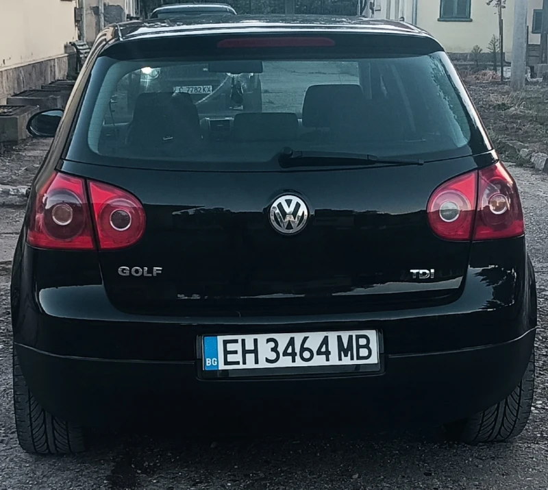 VW Golf, снимка 2 - Автомобили и джипове - 47431541