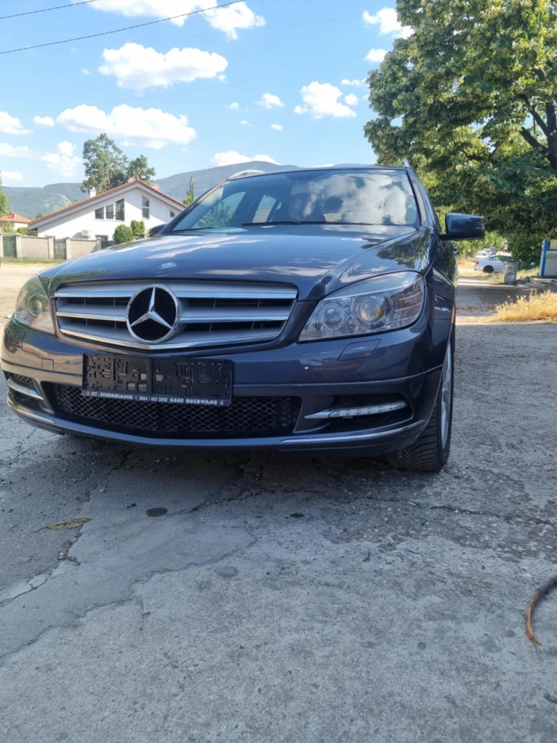 Mercedes-Benz C 220, снимка 3 - Автомобили и джипове - 48218540