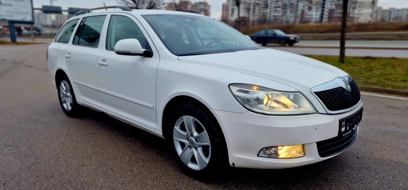 Skoda Octavia, снимка 3 - Автомобили и джипове - 48304356