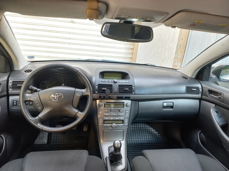 Toyota Avensis 1.8 VVT-i, снимка 5 - Автомобили и джипове - 49250628