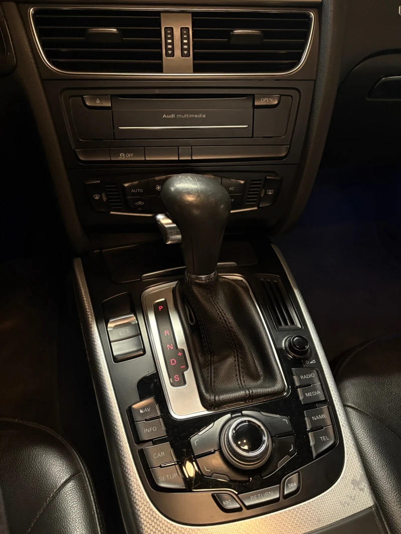 Audi A5, снимка 9 - Автомобили и джипове - 52418758