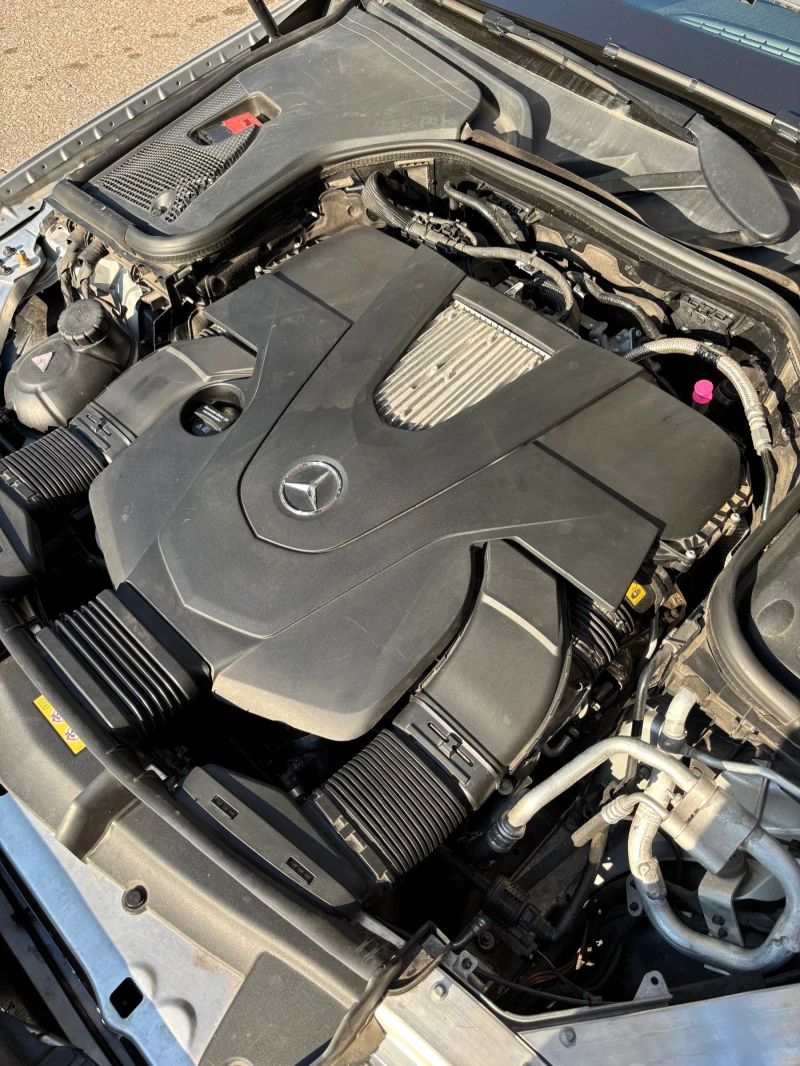Mercedes-Benz E 400 4 MATIC, снимка 11 - Автомобили и джипове - 52796684