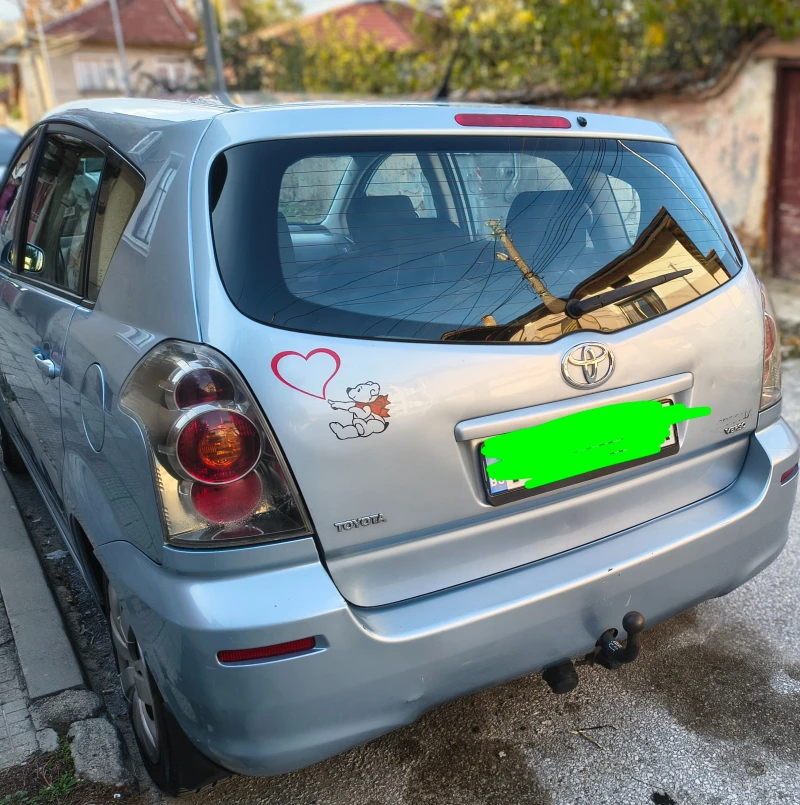 Toyota Corolla verso D4D, снимка 2 - Автомобили и джипове - 52047713