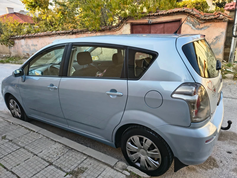 Toyota Corolla verso D4D, снимка 4 - Автомобили и джипове - 52047713