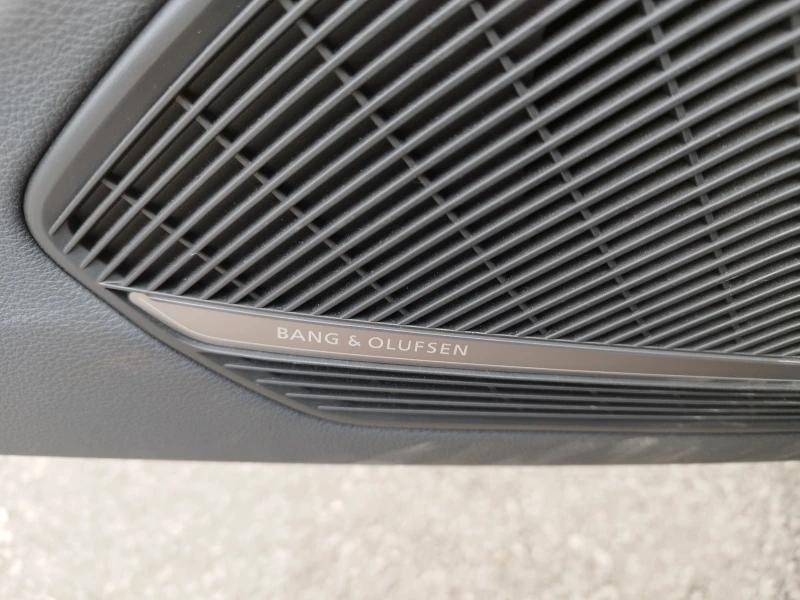 Audi A4 B9, снимка 13 - Автомобили и джипове - 52910644