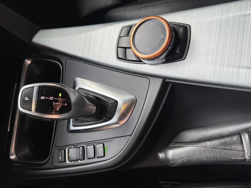 BMW 335 XDRIVE * * 360 КАМЕРИ * * CARFAX * * АВТОКРЕДИТ * , снимка 13 - Автомобили и джипове - 52984786